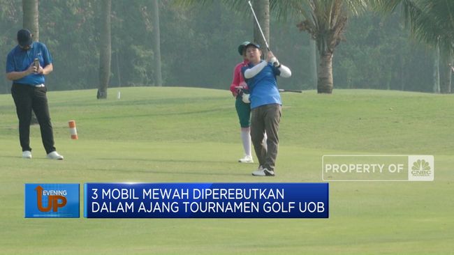 Dalam Ajang Tournamen Golf UOB, Tiga Mobil Mewah Diperebutkan