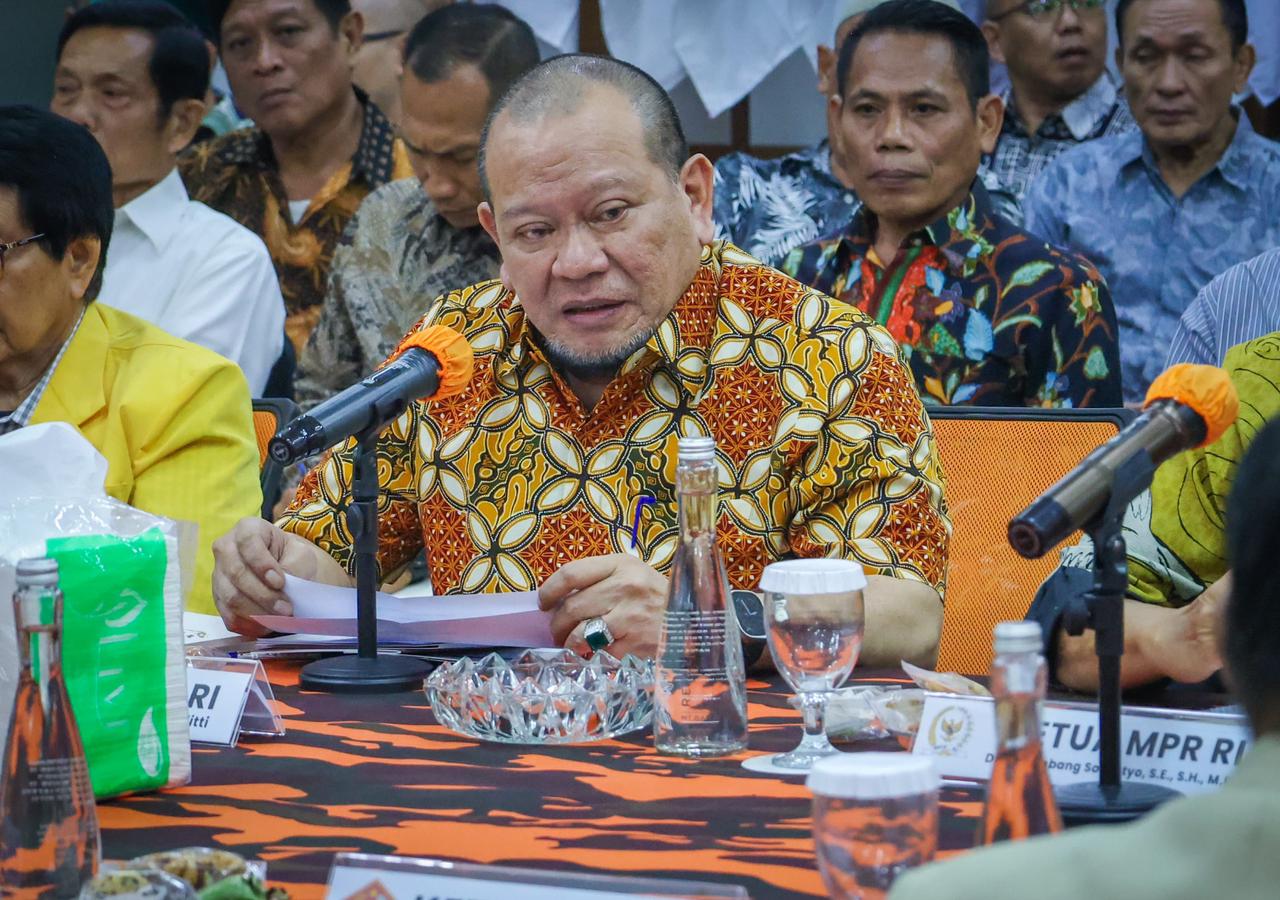 Pemuda Pancasila, FKPPI, dan PPM Mendukung Agenda 10 November untuk Mendesak Pengembalian Sistem Bernegara ke UUD 1945 Naskah Asli dengan Mengunjungi MPR