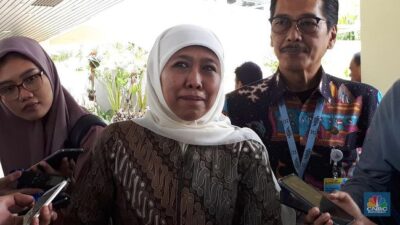 Diperebutkan Ganjar & Anies, Ternyata Khofifah Juga Menarik Perhatian Prabowo