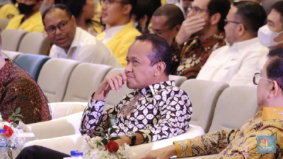 Menteri Bahlil Menerima Kesalahan Terkait Isu Jokowi 3 Periode