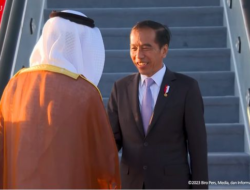 Jokowi Tiba di Dubai untuk Hadiri World Climate Action Summit