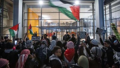 Protest Massa untuk Palestina di Gedung Departemen Luar Negeri AS & New York Times