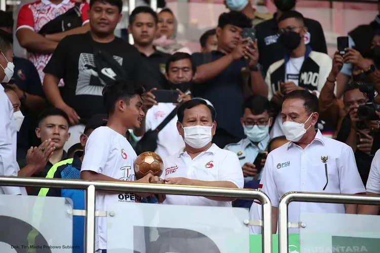 Prabowo Subianto Sends Young Indonesian Athletes Abroad