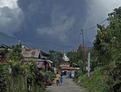 BMKG: Ancaman Debu Vulkanik dari 5 Gunung Berapi Berbahaya