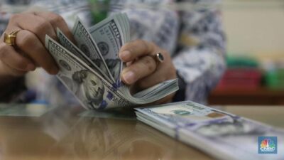 Negara-Negara Ini Solid Mengeluarkan Dolar AS