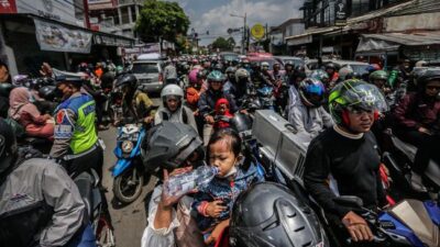 Cek Jadwal Buka-Tutup Jalur Puncak di Malam Tahun Baru 2024!