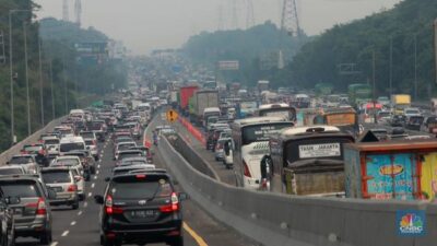 Inilah Jadwal Berlakunya Contraflow di Tol Jakarta-Cikampek