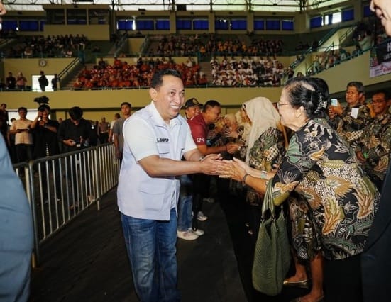 Kapolri Diberi Gelar ‘Alumni Menginspirasi’ dari SMAN 8 Yogyakarta untuk Fajar Pratama