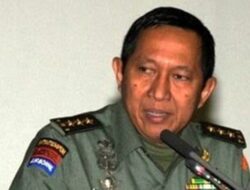 Berjuang Sama Saya Letnan Jenderal TNI (Purn) Johannes Suryo Prabowo