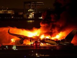 Tabrakan-Terbakar Pesawat Japan Airlines, 5 Orang Tewas dalam Detik-Detiknya