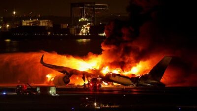 Tabrakan-Terbakar Pesawat Japan Airlines, 5 Orang Tewas dalam Detik-Detiknya