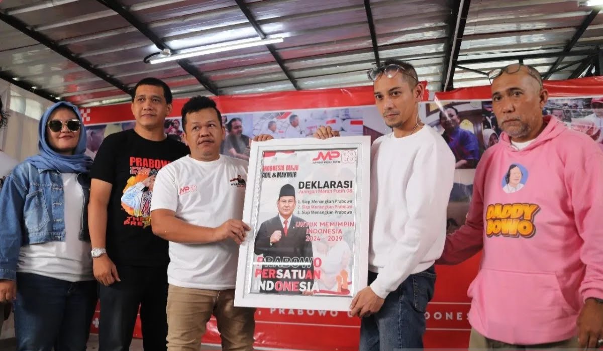 Relawan Prabowo JMP 08 Mengatakan Bahwa Sekjen PDIP Hasto Mirip Dengan Buzzer Profesional