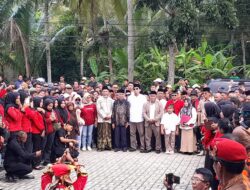 Ribuan Warga Memperlihatkan Dukungan Mereka untuk Dadang Solihat Sebagai Calon Bupati Pangandaran