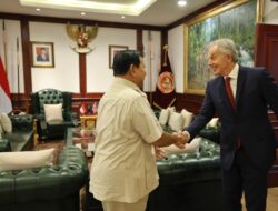 Tony Blair Visits Prabowo Subianto at the Ministry of Defense, Congratulates Him on Presidential Election