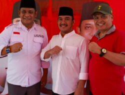 Masyarakat Mendukung Paslon Bupati Kabupaten Bekasi Ade Kuswara Kunang & Asep Surya Atmaja dalam Pembentukan Relawan Angkasa.