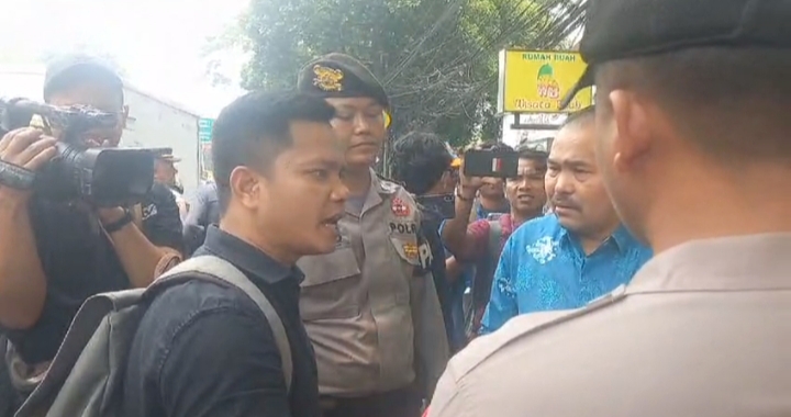 Mahasiswi Mendesak PN Jakarta Selatan Menegakkan Hukum Terkait Dugaan Sumpah Palsu Oleh Ike Farida