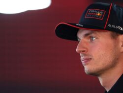 Analisis Risiko Jika Verstappen Tinggalkan Red Bull