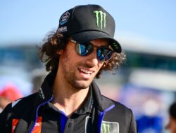 Rins Ungkap V4 Yamaha: Lebih Lambat 2 Detik/Lap