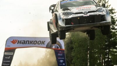 Rovanpera Memimpin Toyota dalam Lima Besar