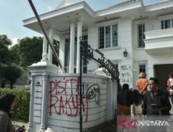 Polisi Terus Buru Provokator Penjarahan Rumah Uya Kuya
